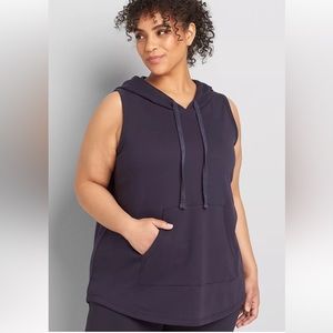 Livi sweatshirt active top sleeveless size 22/24